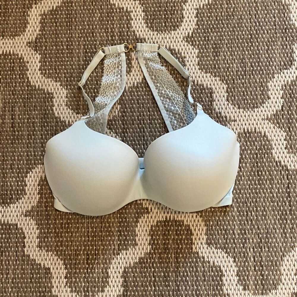 Victoria’s Secret bra incredible by Victoria’s Secret lined Demi size 32DDD
